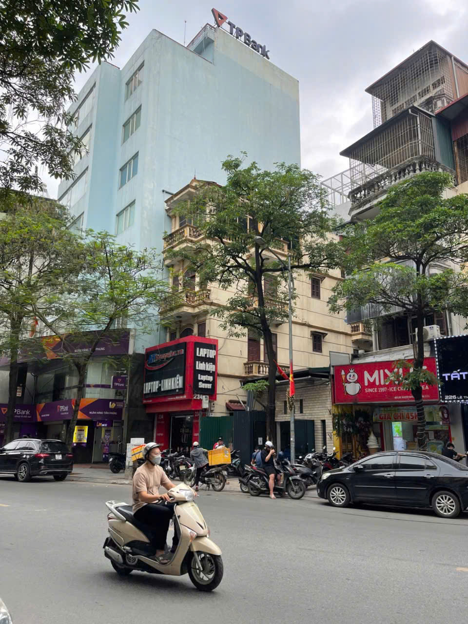 BÁN NHÀ LÊ THANH NGHỊ, Ô TÔ ĐỖ CỬA, 65M, 4 TẦNG, 4 NGỦ ĐỦ CÔNG NĂNG, 24.5 TỶ